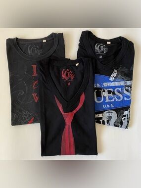Lot of Three GUESS Men’s Graphic Tees Size M